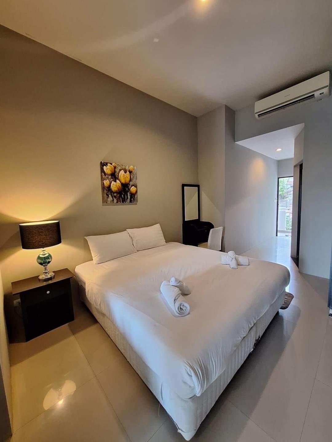 Green Residence Hotel Bang Rak Beach  Exterior foto